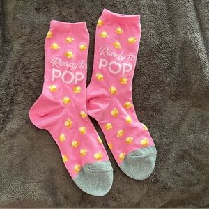 READY TO POP Socks